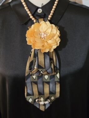Pearl-Accent Yellow Flower Necktie Necklace